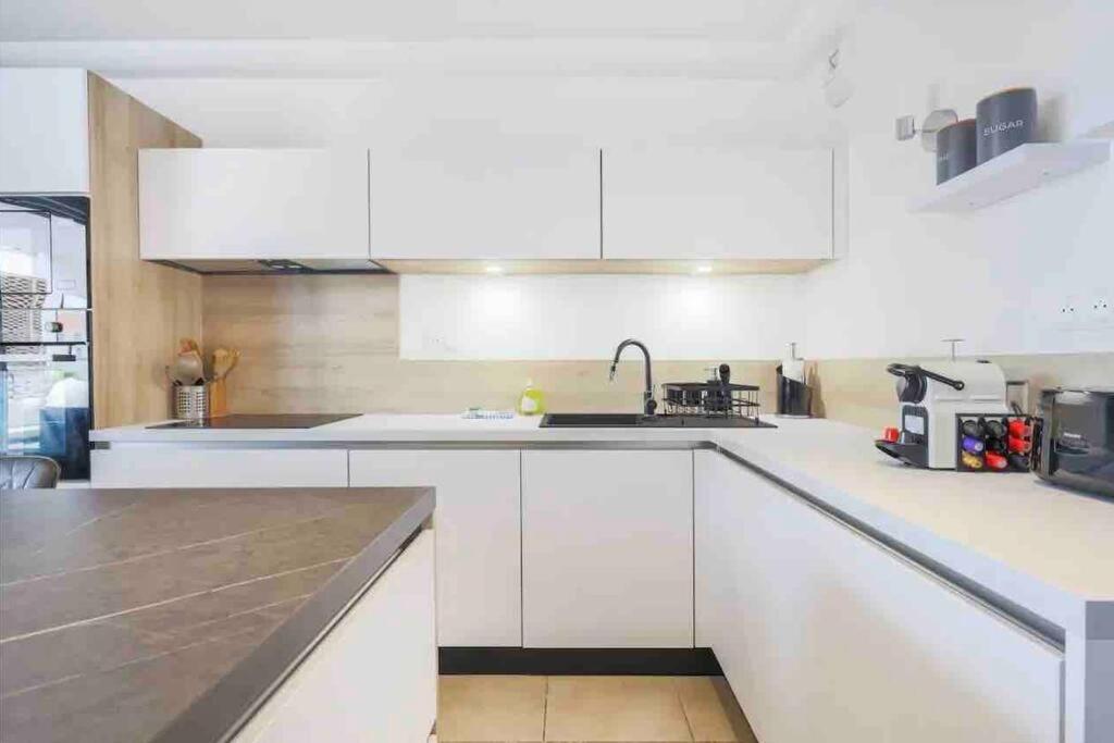 Logement Moderne Luxueux Parking Ac Cote De La Mer Nice Dış mekan fotoğraf