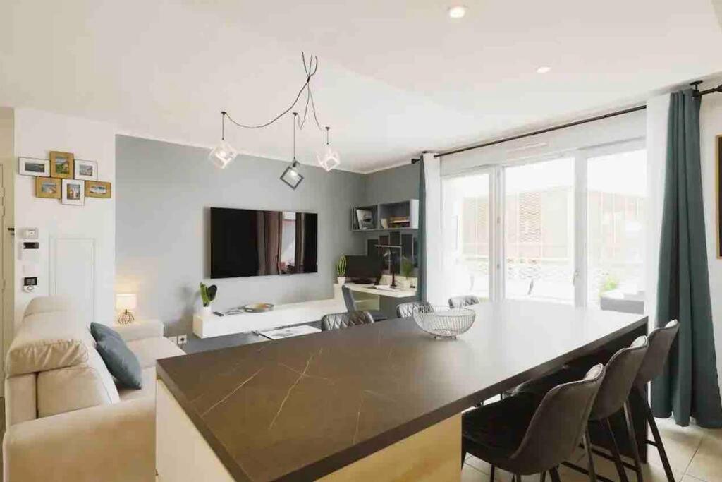 Logement Moderne Luxueux Parking Ac Cote De La Mer Nice Dış mekan fotoğraf
